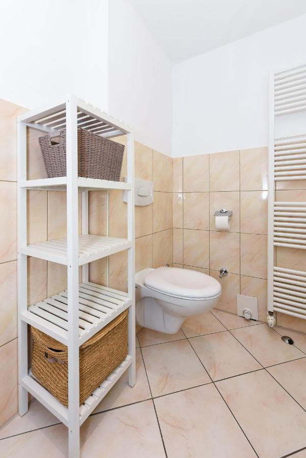 Ferienwohnung To Huus Bensersiel Esterno foto