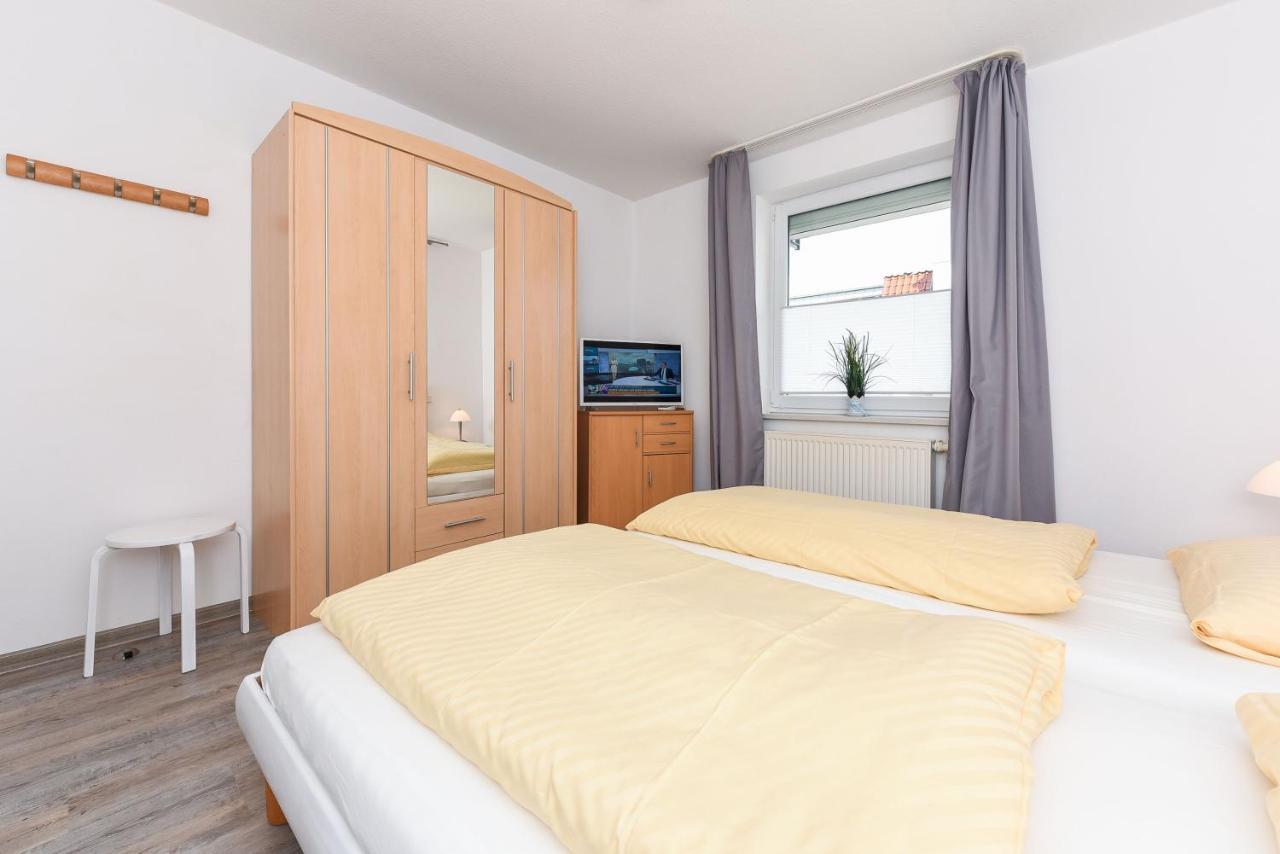 Ferienwohnung To Huus Bensersiel Esterno foto